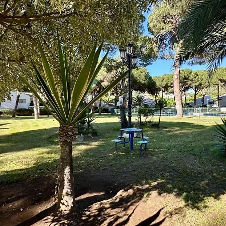 Waves & Pines El Paraiso, Benamara アパート エステポナ