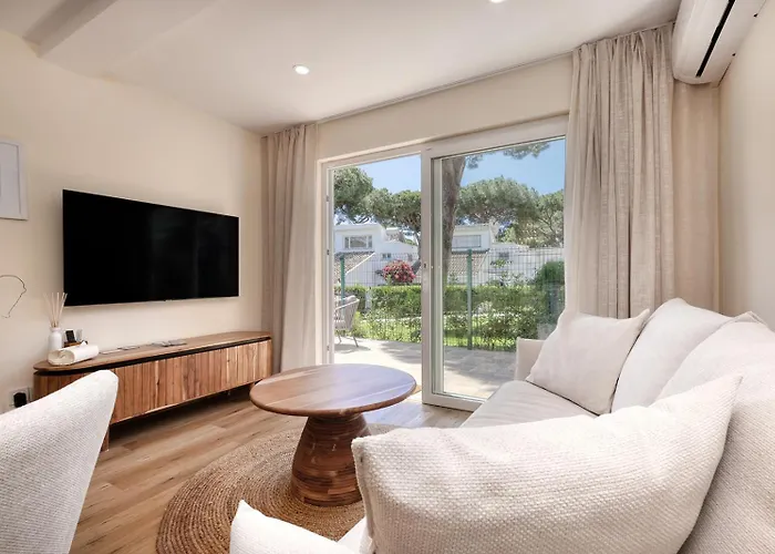 Waves&pines El Paraiso, Benamara Appartement Estepona