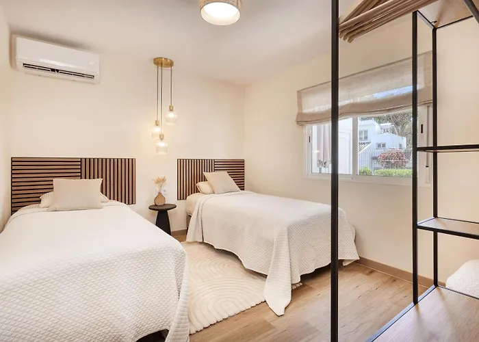 Waves&pines El Paraiso, Benamara *