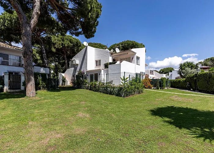 Waves&pines El Paraiso, Benamara Appartement Estepona