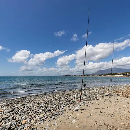 Waves & Pines El Paraiso, Benamara شقة