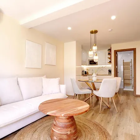 Waves & Pines El Paraiso, Benamara شقة