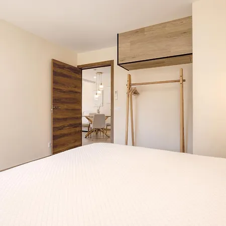 Waves & Pines El Paraiso, Benamara شقة