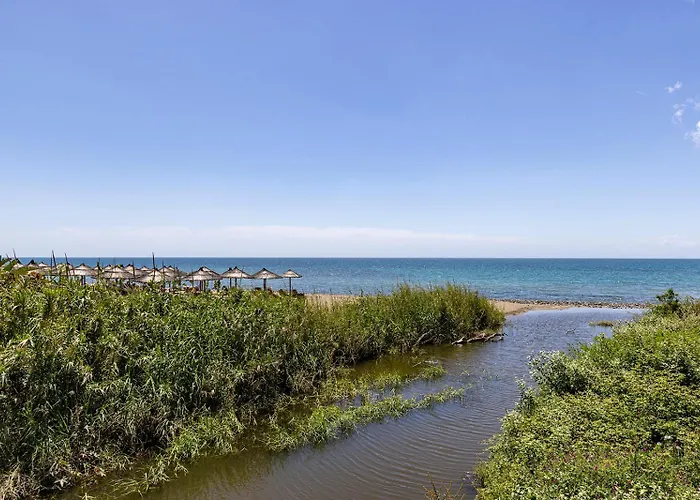 Waves & Pines El Paraiso, Benamara *